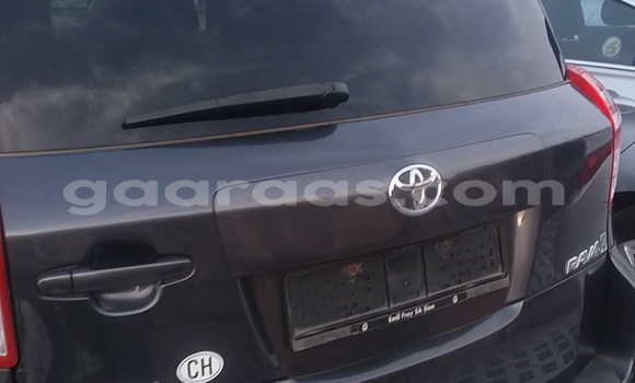 Acheter Occasion Voiture Toyota RAV4 Noir à Dakar, Dakar Acheter Occasion Voiture Toyota RAV4 Noir à Dakar, Dakar