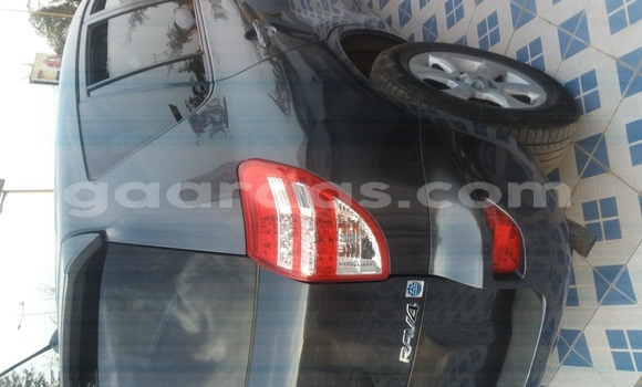 Acheter Occasion Voiture Toyota RAV4 Noir à Dakar, Dakar Acheter Occasion Voiture Toyota RAV4 Noir à Dakar, Dakar