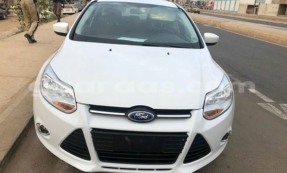Acheter Occasion Voiture Ford Focus Blanc à Dakar, Dakar Acheter Occasion Voiture Ford Focus Blanc à Dakar, Dakar