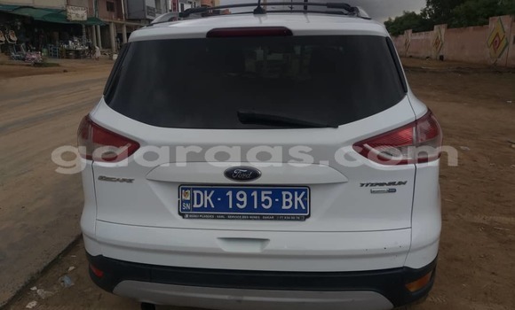 Acheter Occasion Voiture Ford Escape Blanc à Dakar, Dakar Acheter Occasion Voiture Ford Escape Blanc à Dakar, Dakar