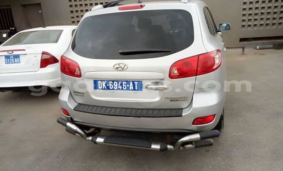 Dieundeu Occasion Hyundai Santa Fe Silver Auto in Dakar in Dakar Dieundeu Occasion Hyundai Santa Fe Silver Auto in Dakar in Dakar