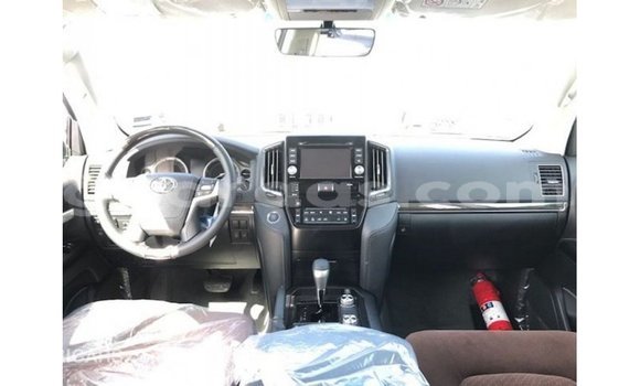 Buy Import Toyota Land Cruiser Black Car in Import - Dubai in Dakar Buy Import Toyota Land Cruiser Black Car in Import - Dubai in Dakar