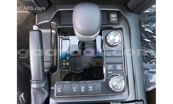 Buy Import Toyota Land Cruiser Black Car in Import - Dubai in Dakar Buy Import Toyota Land Cruiser Black Car in Import - Dubai in Dakar