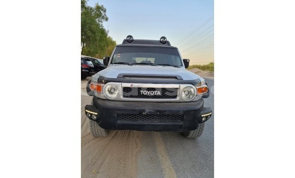 Buy Import Toyota FJ Cruiser Other Car in Import - Dubai in Dakar Buy Import Toyota FJ Cruiser Other Car in Import - Dubai in Dakar