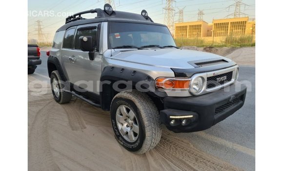 Buy Import Toyota FJ Cruiser Other Car in Import - Dubai in Dakar Buy Import Toyota FJ Cruiser Other Car in Import - Dubai in Dakar