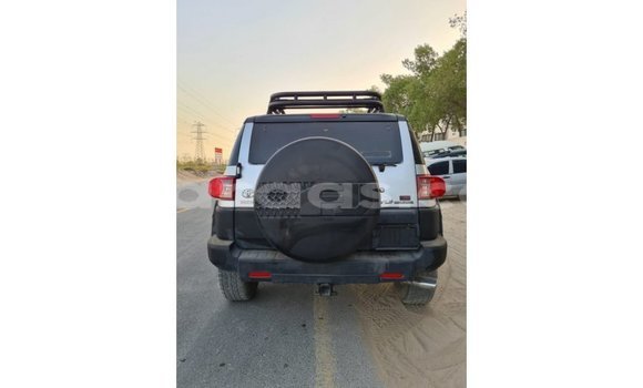 Buy Import Toyota FJ Cruiser Other Car in Import - Dubai in Dakar Buy Import Toyota FJ Cruiser Other Car in Import - Dubai in Dakar