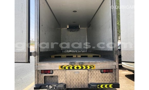 Buy Import Mitsubishi i White Car in Import - Dubai in Dakar Buy Import Mitsubishi i White Car in Import - Dubai in Dakar