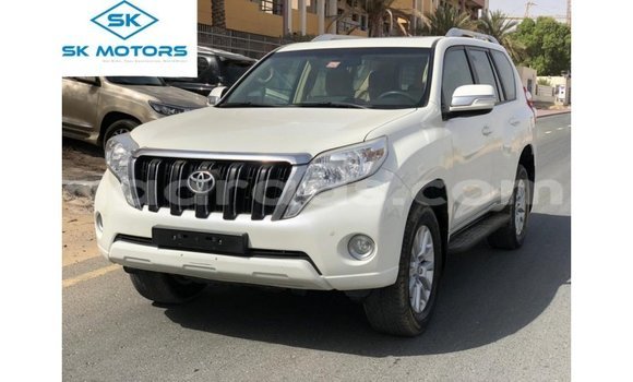 Buy Import Toyota Prado White Car in Import - Dubai in Dakar