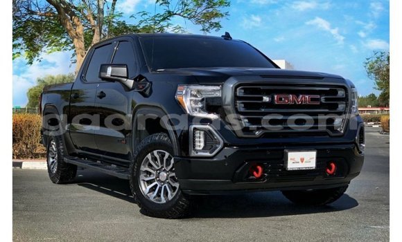Acheter Import Voiture GMC Sierra Noir à Import - Dubai, Dakar