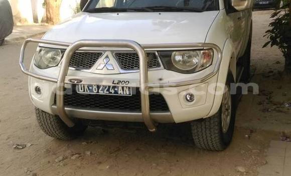 Acheter Occasion Voiture Mitsubishi L200 Blanc à Dakar, Dakar