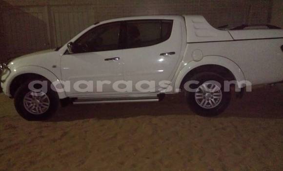 Acheter Occasion Voiture Mitsubishi L200 Blanc à Dakar, Dakar Acheter Occasion Voiture Mitsubishi L200 Blanc à Dakar, Dakar