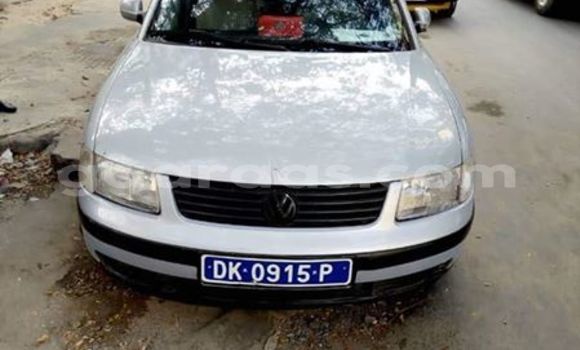 Acheter Occasion Voiture Volkswagen Passat Gris à Dakar, Dakar