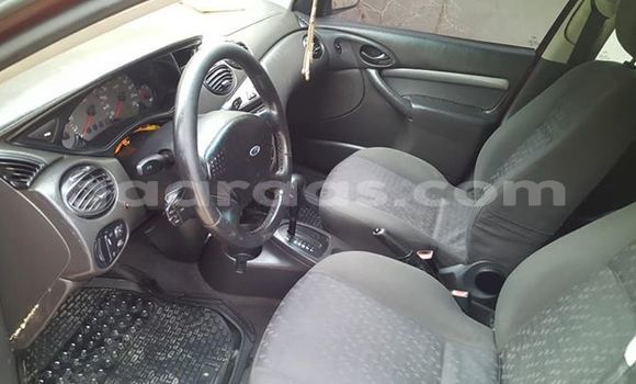 Acheter Occasion Voiture Ford Focus Rouge à Dakar, Dakar Acheter Occasion Voiture Ford Focus Rouge à Dakar, Dakar