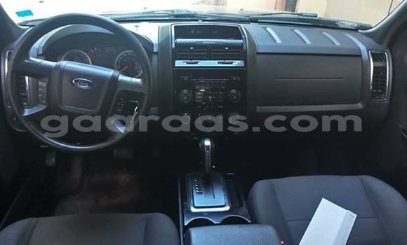 Acheter Occasion Voiture Ford Escape Noir à Dakar, Dakar Acheter Occasion Voiture Ford Escape Noir à Dakar, Dakar