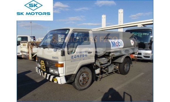 Acheter Import Voiture Toyota Dyna Autre à Import - Dubai, Dakar