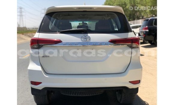 Buy Import Toyota Fortuner White Car in Import - Dubai in Dakar Buy Import Toyota Fortuner White Car in Import - Dubai in Dakar