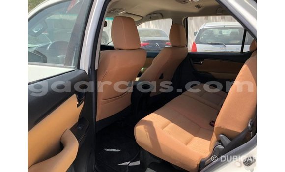 Buy Import Toyota Fortuner White Car in Import - Dubai in Dakar Buy Import Toyota Fortuner White Car in Import - Dubai in Dakar