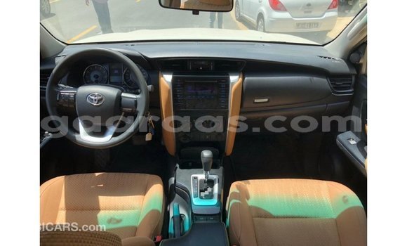 Buy Import Toyota Fortuner White Car in Import - Dubai in Dakar Buy Import Toyota Fortuner White Car in Import - Dubai in Dakar