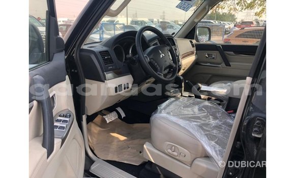 Dieundeu Imported Mitsubishi Pajero Black Auto in Import - Dubai in Dakar Dieundeu Imported Mitsubishi Pajero Black Auto in Import - Dubai in Dakar