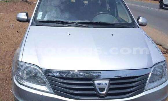 Buy Used Renault Clio Silver Car in Dakar in Dakar Buy Used Renault Clio Silver Car in Dakar in Dakar