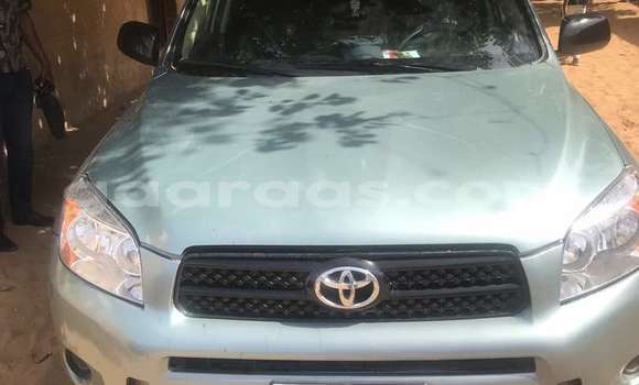 Buy Used Toyota RAV4 White Car in Dakar in Dakar Buy Used Toyota RAV4 White Car in Dakar in Dakar