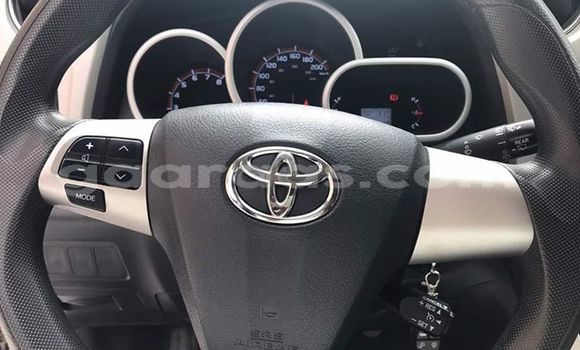Buy Used Toyota Matrix White Car in Dakar in Dakar Buy Used Toyota Matrix White Car in Dakar in Dakar