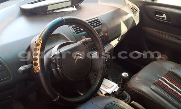 Acheter Occasion Voiture Citroen C4 Bleu à Dakar, Dakar Acheter Occasion Voiture Citroen C4 Bleu à Dakar, Dakar