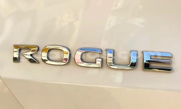 Buy New Nissan Rogue White Car in Dakar in Dakar Buy New Nissan Rogue White Car in Dakar in Dakar