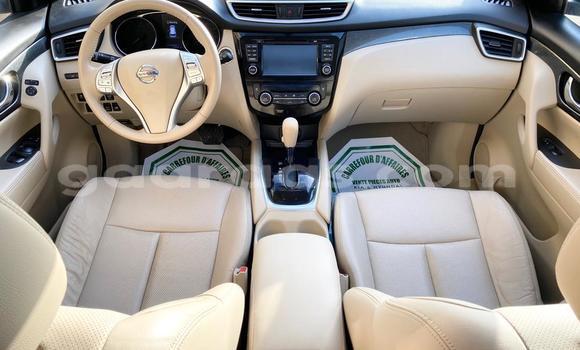 Buy New Nissan Rogue White Car in Dakar in Dakar Buy New Nissan Rogue White Car in Dakar in Dakar