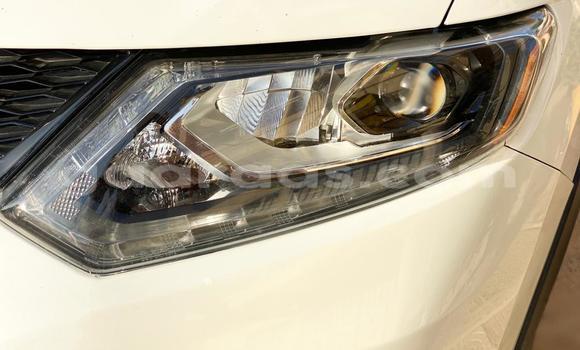 Buy New Nissan Rogue White Car in Dakar in Dakar Buy New Nissan Rogue White Car in Dakar in Dakar