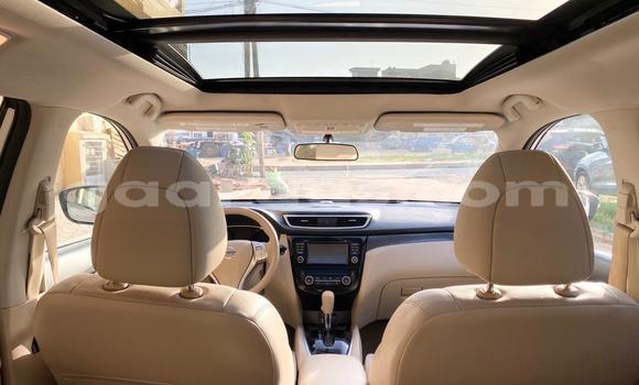 Buy New Nissan Rogue White Car in Dakar in Dakar Buy New Nissan Rogue White Car in Dakar in Dakar