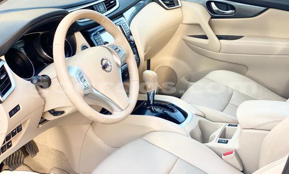 Buy New Nissan Rogue White Car in Dakar in Dakar Buy New Nissan Rogue White Car in Dakar in Dakar