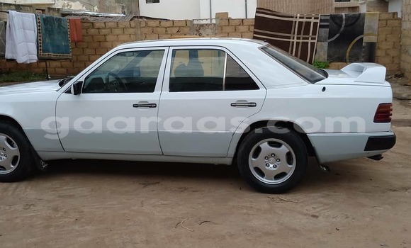 Dieundeu Occasion Mercedes Viano White Auto in Diourbel in Diourbel Dieundeu Occasion Mercedes Viano White Auto in Diourbel in Diourbel