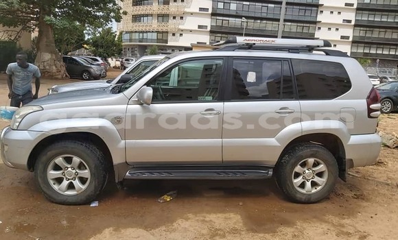 Acheter Occasion Voiture Toyota Land Cruiser Prado Gris à Bakel, Tambacounda Acheter Occasion Voiture Toyota Land Cruiser Prado Gris à Bakel, Tambacounda