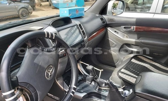 Acheter Occasion Voiture Toyota Land Cruiser Prado Gris à Bakel, Tambacounda Acheter Occasion Voiture Toyota Land Cruiser Prado Gris à Bakel, Tambacounda
