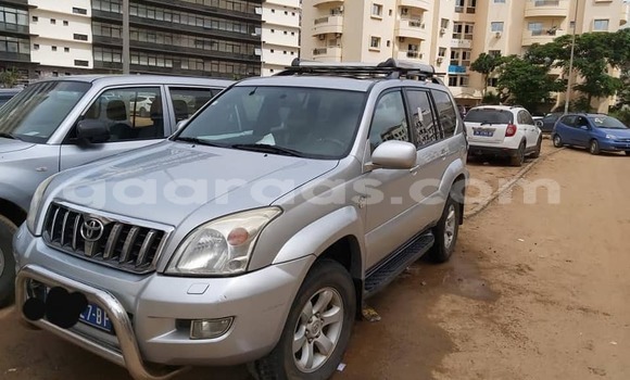 Acheter Occasion Voiture Toyota Land Cruiser Prado Gris à Bakel, Tambacounda Acheter Occasion Voiture Toyota Land Cruiser Prado Gris à Bakel, Tambacounda