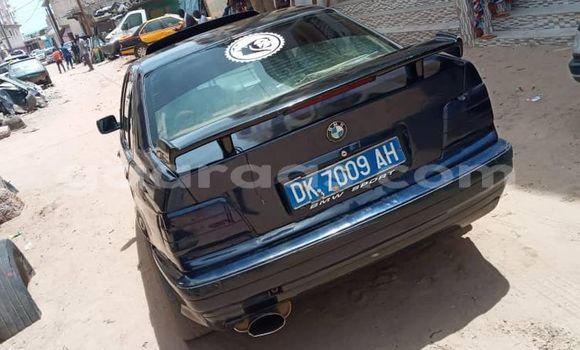 Acheter Occasion Voiture BMW 3–Series Bleu à Bakel, Tambacounda Acheter Occasion Voiture BMW 3–Series Bleu à Bakel, Tambacounda