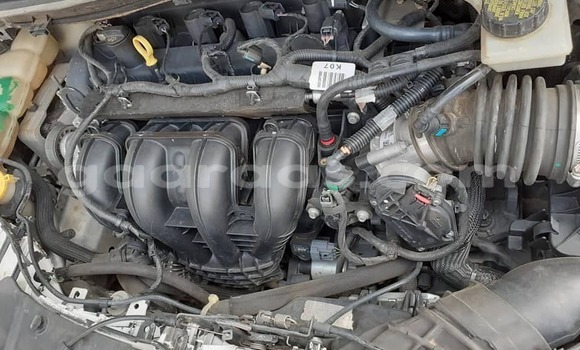 Acheter Occasion Voiture Ford Escape Blanc à Bakel, Tambacounda Acheter Occasion Voiture Ford Escape Blanc à Bakel, Tambacounda