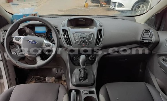 Acheter Occasion Voiture Ford Escape Blanc à Bakel, Tambacounda Acheter Occasion Voiture Ford Escape Blanc à Bakel, Tambacounda