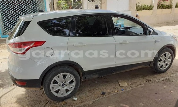 Acheter Occasion Voiture Ford Escape Blanc à Bakel, Tambacounda Acheter Occasion Voiture Ford Escape Blanc à Bakel, Tambacounda