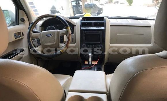 Dieundeu Occasion Ford Escape Silver Auto in Dakar in Dakar Dieundeu Occasion Ford Escape Silver Auto in Dakar in Dakar