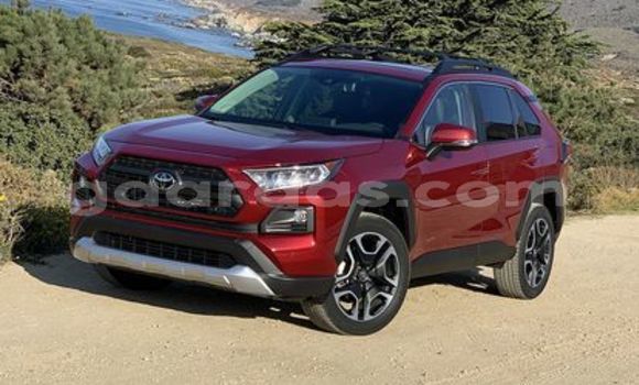 Acheter Occasion Voiture Toyota RAV4 Blanc à Dakar, Dakar Acheter Occasion Voiture Toyota RAV4 Blanc à Dakar, Dakar