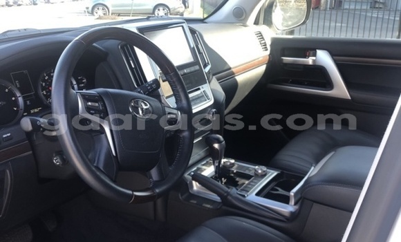 Acheter Occasion Voiture Toyota Land Cruiser Prado Blanc à Dakar, Dakar Acheter Occasion Voiture Toyota Land Cruiser Prado Blanc à Dakar, Dakar