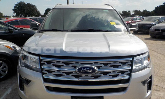 Acheter Occasion Voiture Ford Explorer Gris à Dahra, Louga