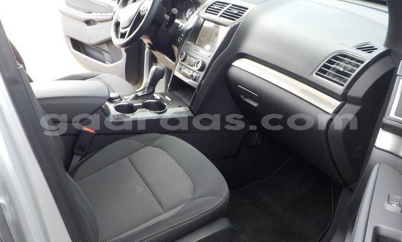 Dieundeu Occasion Ford Explorer Silver Auto in Dahra in Louga Dieundeu Occasion Ford Explorer Silver Auto in Dahra in Louga