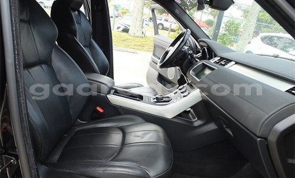 Dieundeu Occasion Land Rover Range Rover Evoque Black Auto in Foundiougne in Fatick Dieundeu Occasion Land Rover Range Rover Evoque Black Auto in Foundiougne in Fatick