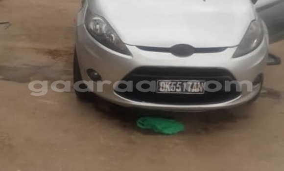 Acheter Occasion Voiture Ford Fiesta Gris à Dakar, Dakar Acheter Occasion Voiture Ford Fiesta Gris à Dakar, Dakar