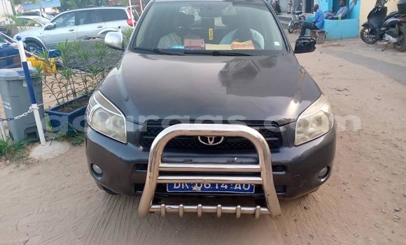 Acheter Occasion Voiture Toyota RAV4 Noir à Dakar, Dakar Acheter Occasion Voiture Toyota RAV4 Noir à Dakar, Dakar