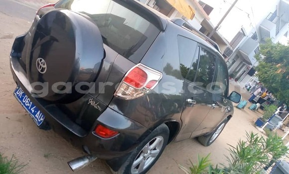 Acheter Occasion Voiture Toyota RAV4 Noir à Dakar, Dakar Acheter Occasion Voiture Toyota RAV4 Noir à Dakar, Dakar