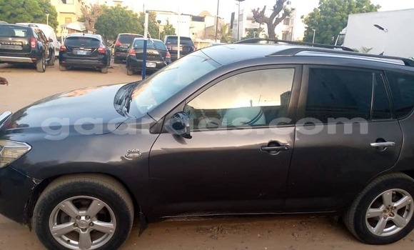 Acheter Occasion Voiture Toyota RAV4 Noir à Dakar, Dakar Acheter Occasion Voiture Toyota RAV4 Noir à Dakar, Dakar